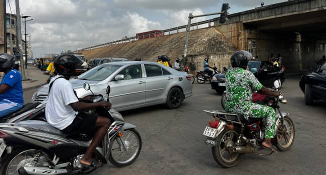 Benin Arrests 13 Soldiers Over Foiled Coup Against President Talon