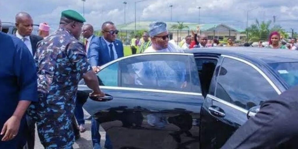 Tanker Crashes Into Akpabio’s Convoy In Ibadan, Kills Police Dispatch Rider