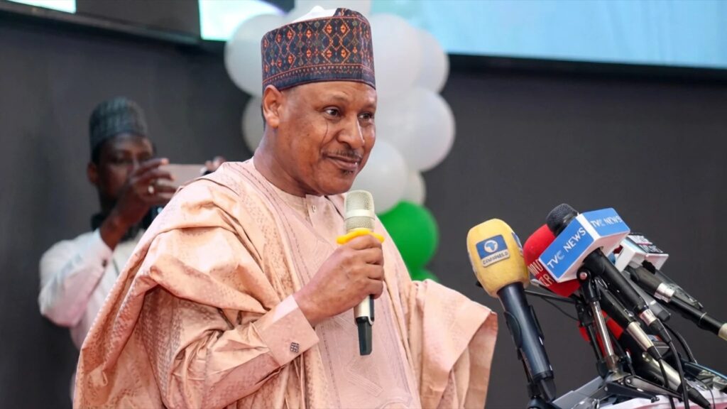 FG Blames Salary Delay On Shortfalls In Five Federal Agencies