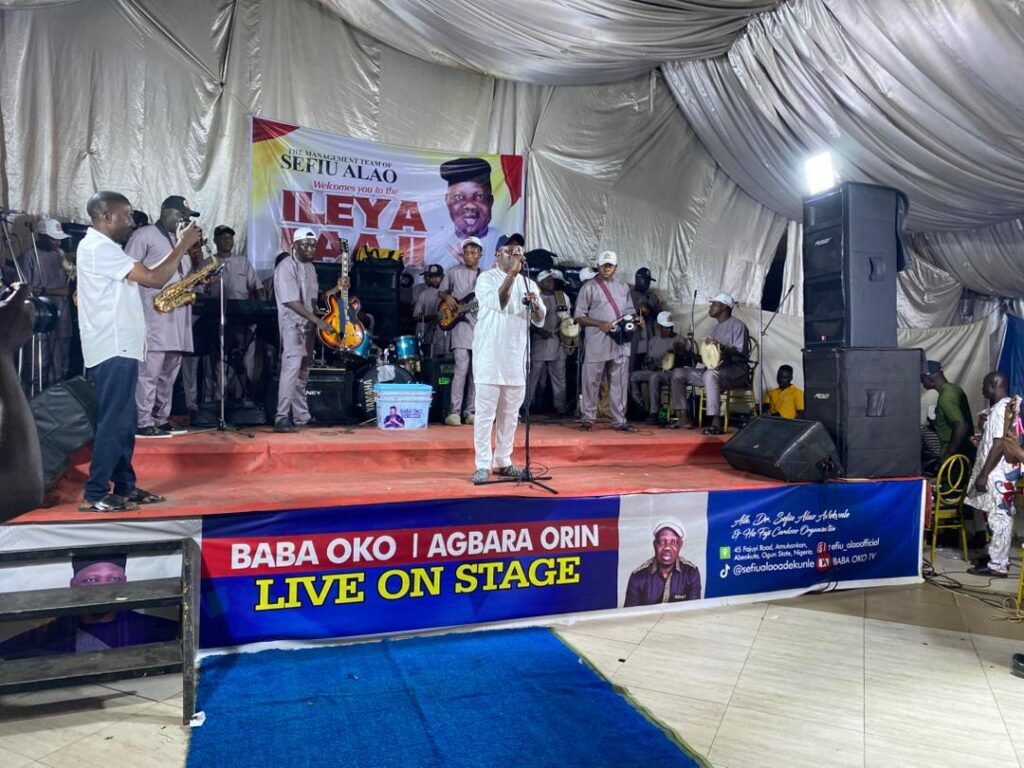Popular Musician Rejects Third-Party Deal, Expands ‘Shefiu Alao 2.0’ Concert In Abeokuta Popular Musician Rejects Third-Party Deal, Expands ‘Shefiu Alao 2.0’ Concert In Abeokuta