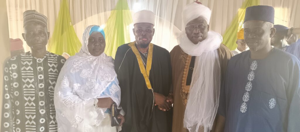 Ogun-Based Environmental Consultant Badmus, Wife, Elevated As Baba Adeen, Alaseye Adeen of Ogun Community 