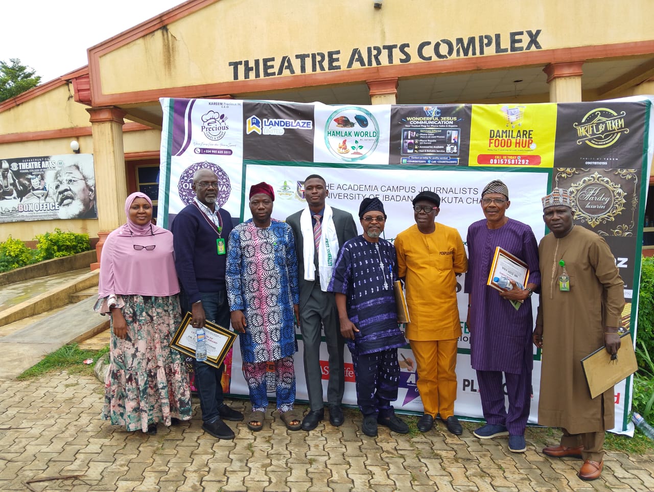 UI Campus Journalists Honour PLATFORM TIMES Editor, Eddy Aina, Ola Animasaun, Police Spokesman UI Campus Journalists Honour PLATFORM TIMES Editor, Eddy Aina, Ola Animasaun, Police Spokesman