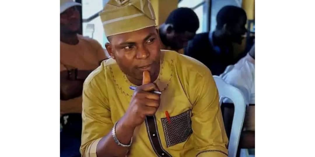 Osun Poll: Police Raid Adeleke’s Media Aide’s Home, Arrest Him At 1am Osun Poll: Police Raid Adeleke’s Media Aide’s Home, Arrest Him At 1am
