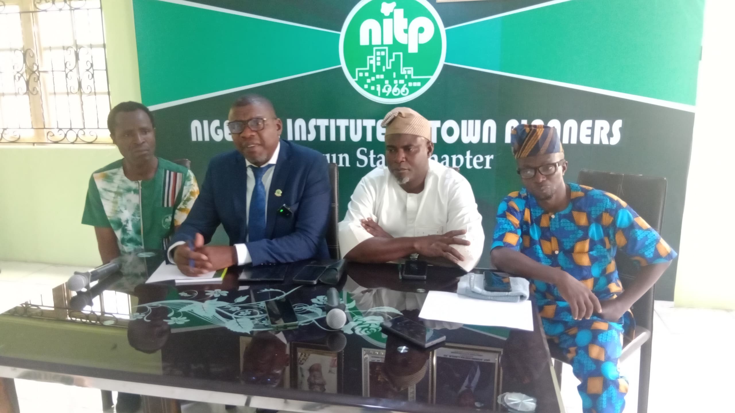 Ogun Town Planners Honour Past Leaders, Deputy Governor To Chair 40th Anniversary Ogun Town Planners Honour Past Leaders, Deputy Governor To Chair 40th Anniversary